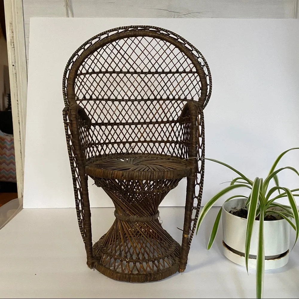 Vtg Peacock Chair Mini Plant Stand Boho Home Decor
